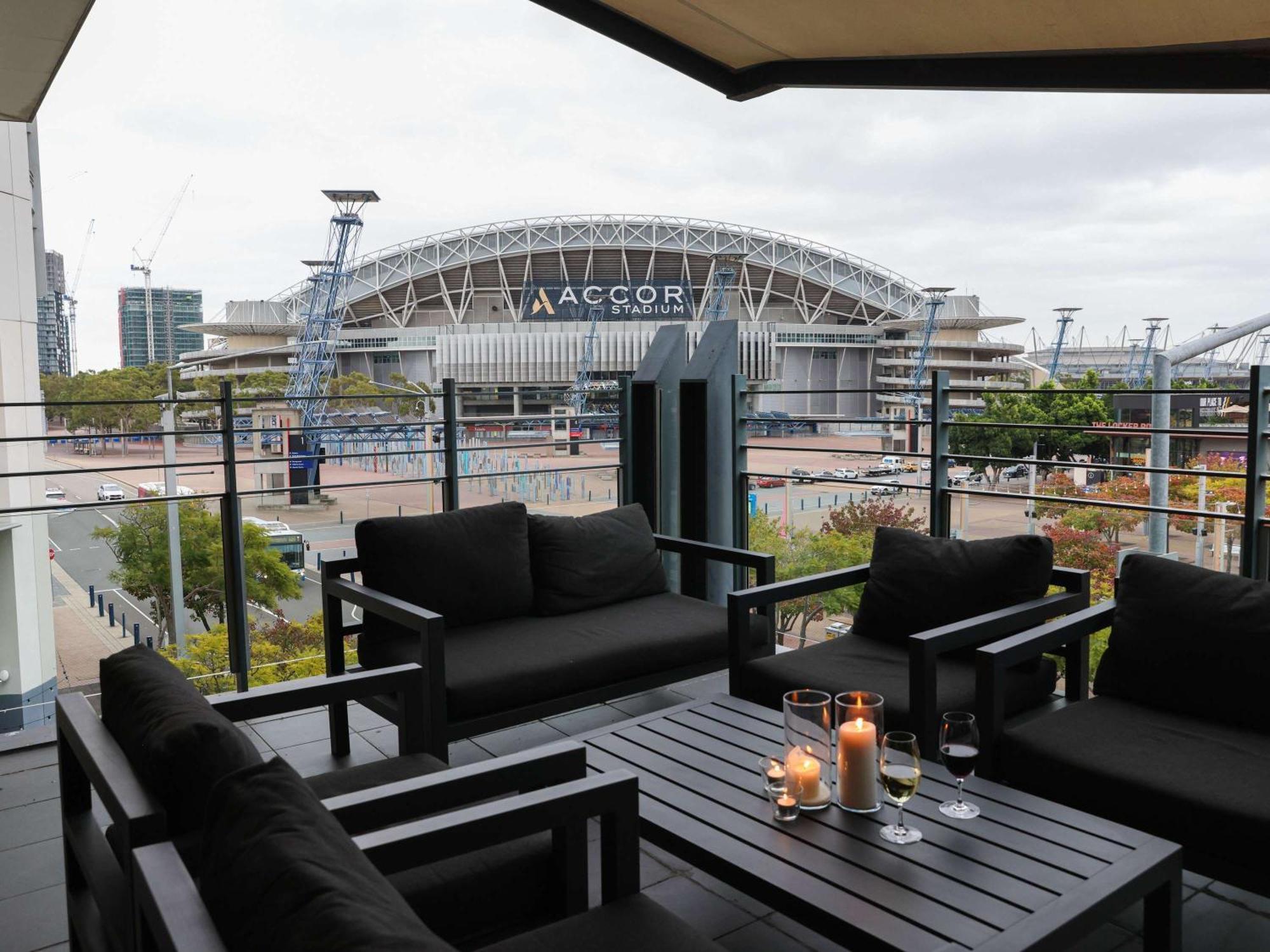 Novotel Sydney Olympic Park Exteriör bild